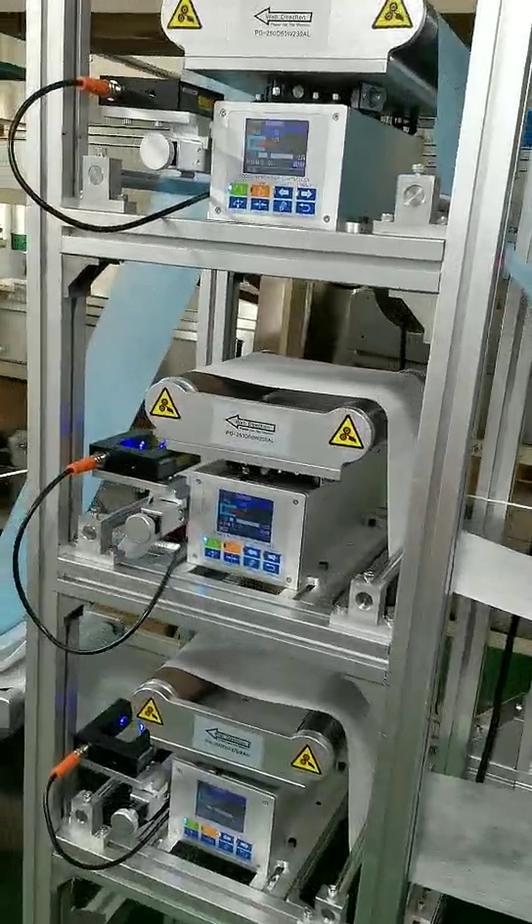 Local KRD controls in stacked guide stations
